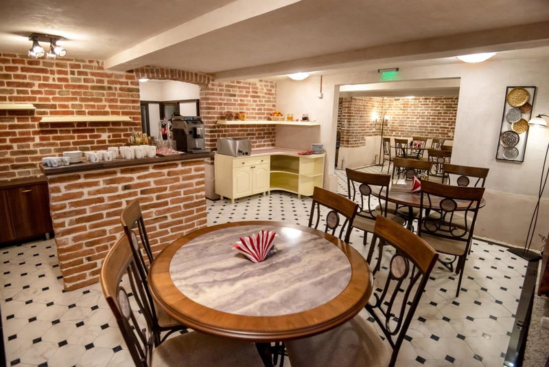 Ana Boutique, Alba Iulia, Румыния