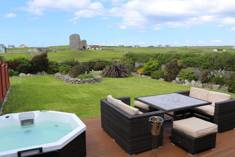 Luxury Lodges in Doolin Village with Hot Tubs, Doolin, Ireland