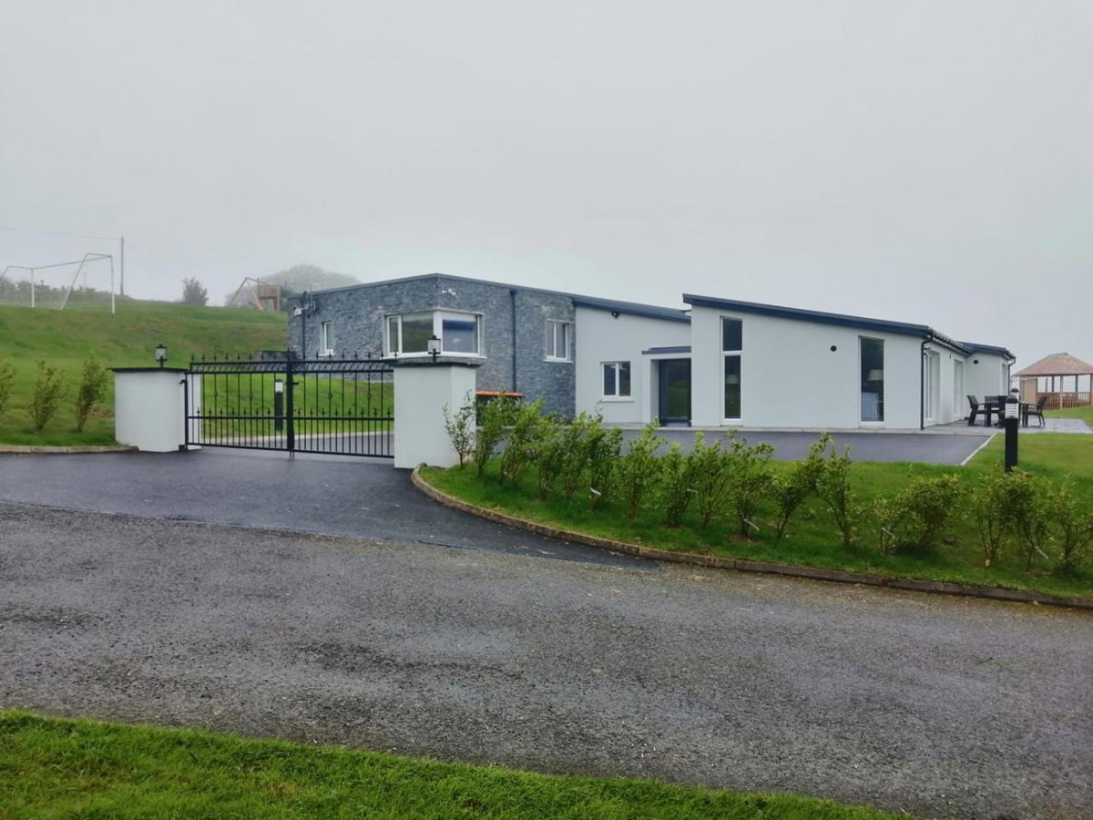 River views,Kinsale, Hosted by Exquisite holiday homes, Sleeps 26, Irlande