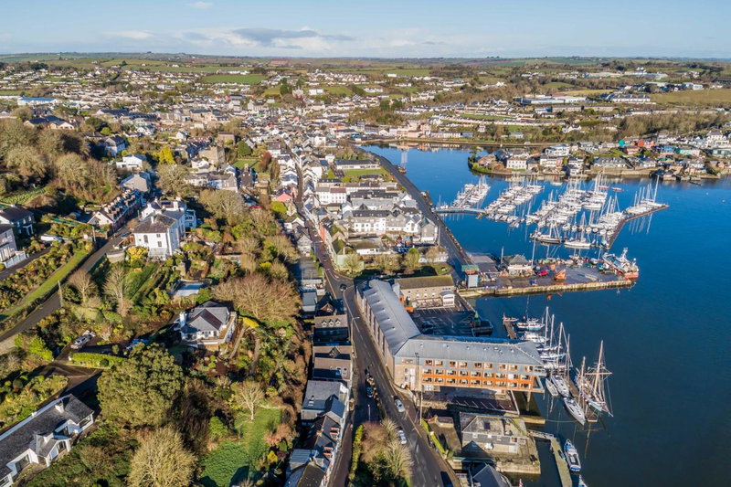 The Town House Kinsale, Hosted by Exquisite holiday homes, sleeps 16, Kinsale, Irlande