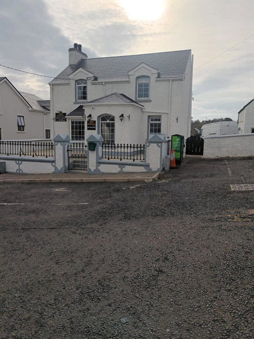 Ardhill House The Diamond, in the Heart of Ardara Town , F94 C7X9, Ardara, Irlanda