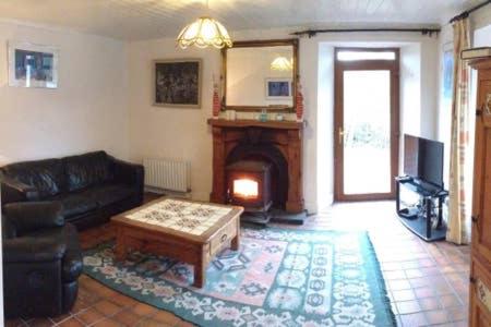 The Old Barracks,Caherdaniel, Caherdaniel, Irlanda