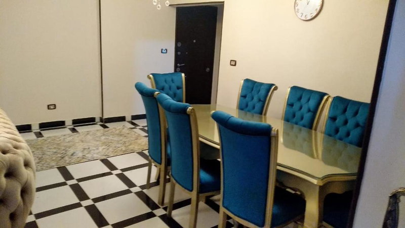 شقة مكرم عبيد للعائلات فقط 21 families only, Cairo, Egypt