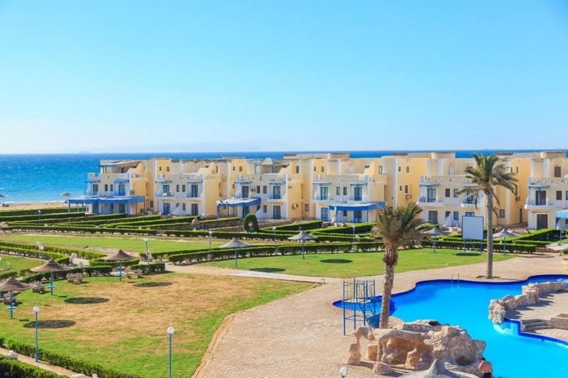 2 Bedroom Chalet - Riviera Beach Resort - Families only, Ras Sedr, Egypt