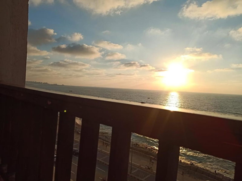 sporting sea view two bedroom appartement, Alexandria, Египет