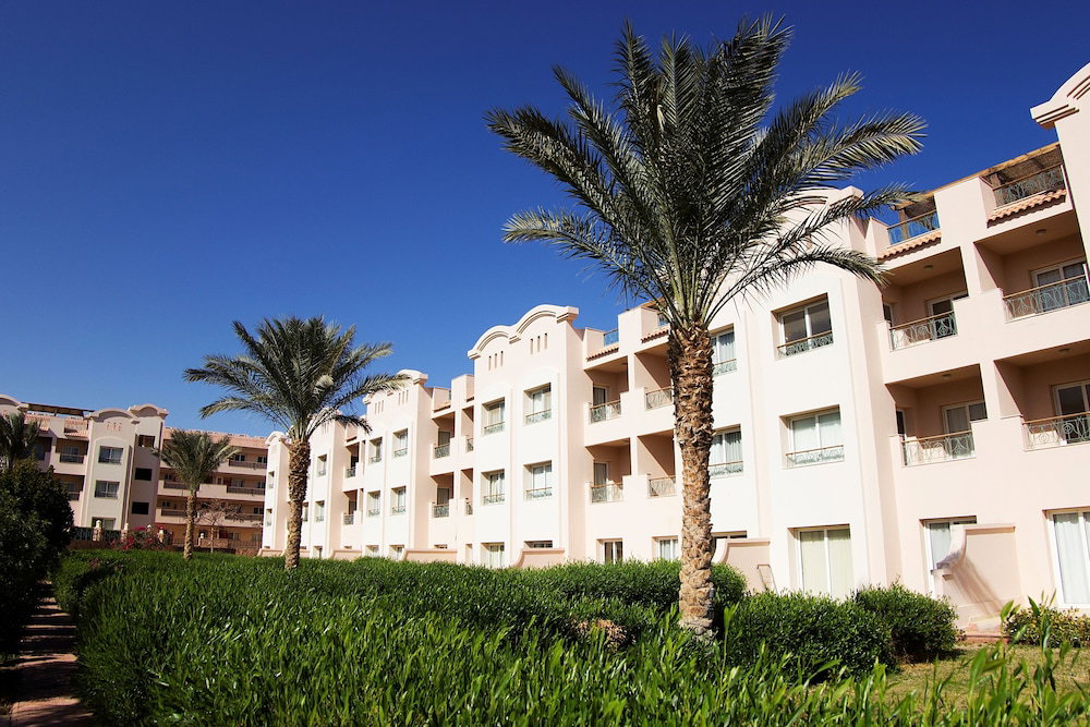Отель · Pyramisa Sunset Pearl Apartments, Sahl Hasheeh