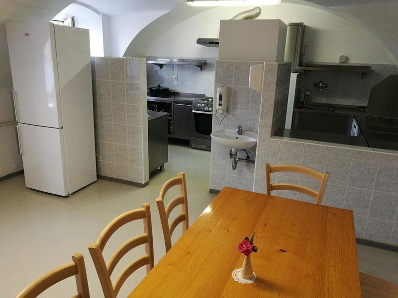 Počitniška hiša Ostrnica, Hrib-Loški Potok, Словения