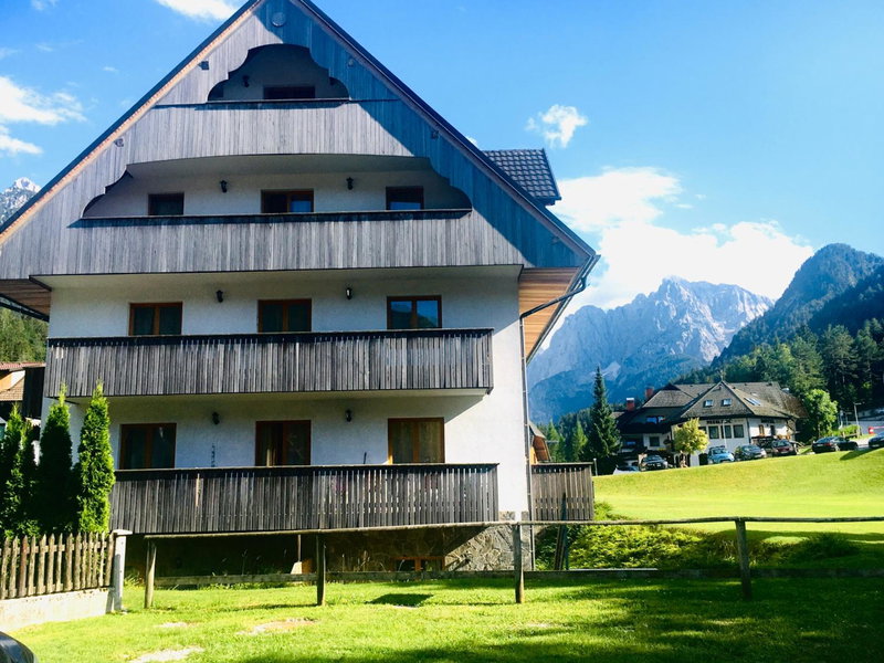 Vall’s apartment- by ski slopes, Kranjska Gora, Slovenia