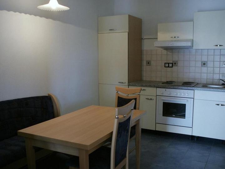 Apartments Mali Raj, Dolenci, Slovenia