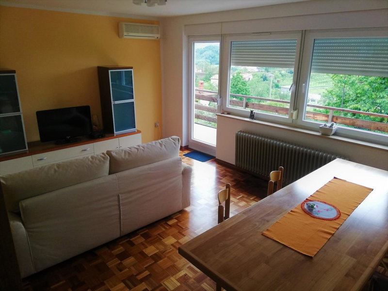 Apartma BAJČI, Ajdovščina, Словения