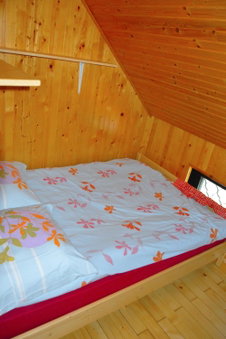 Brunarica Petric - Bela krajina - Komarna vas - Smučišče Gače - Semič, Komarna Vas, Slowenien