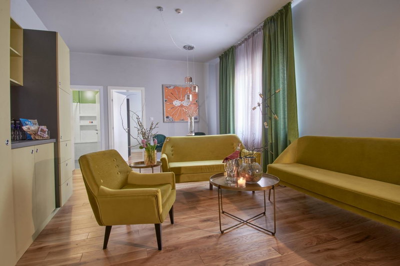 The Embassy Suites, Sofia, Болгария