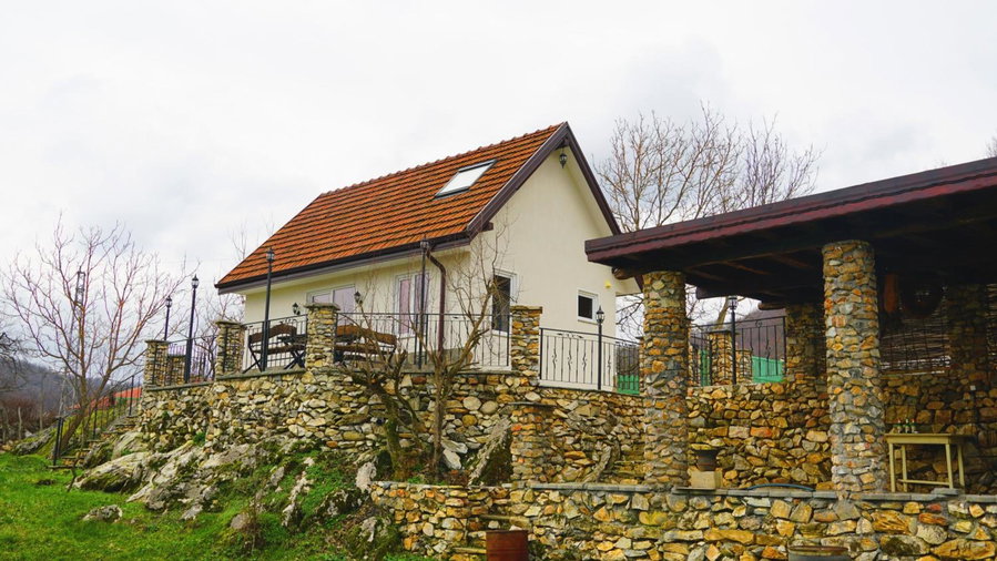 Вила Перуле Villa Perule - Handmade cozy wooden villa in the Rhodope mountain, Shumnatitsa, Bulgaria