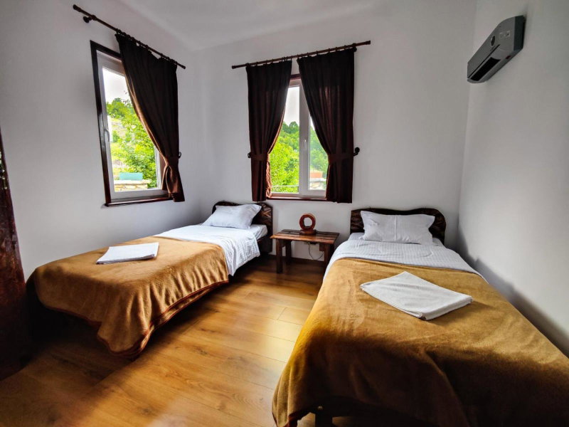 Вила Перуле Villa Perule - Handmade cozy wooden villa in the Rhodope mountain, Shumnatitsa, Bulgaria