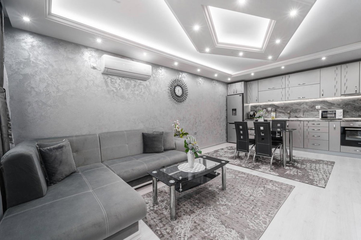 City Apartments - a brand new luxury & comfy., Bulgarie