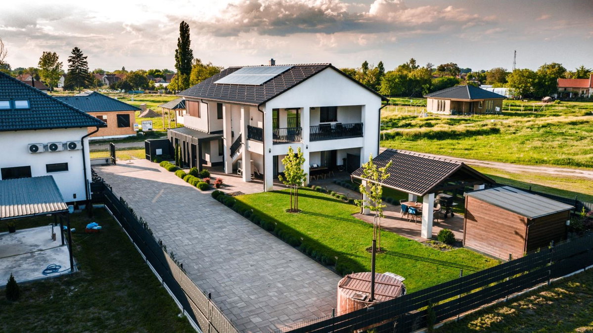 Отель · Erzsébet Vendégház Mórahalom, Mórahalom