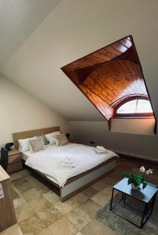 Downtown Apartments with shared kitchen, Győr, Hungary