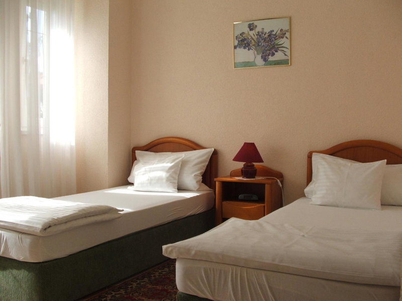 Korona Panzió, Debrecen, Hungary
