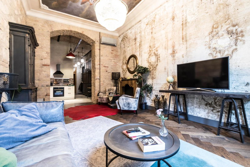 Castle Downtown Apartment, Budapest, Hungary