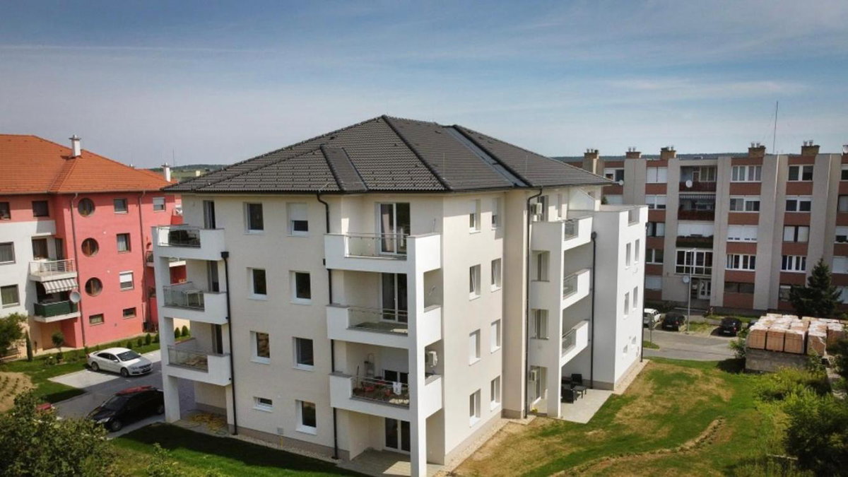 Hotel · Juhar Apartman, Kőszeg