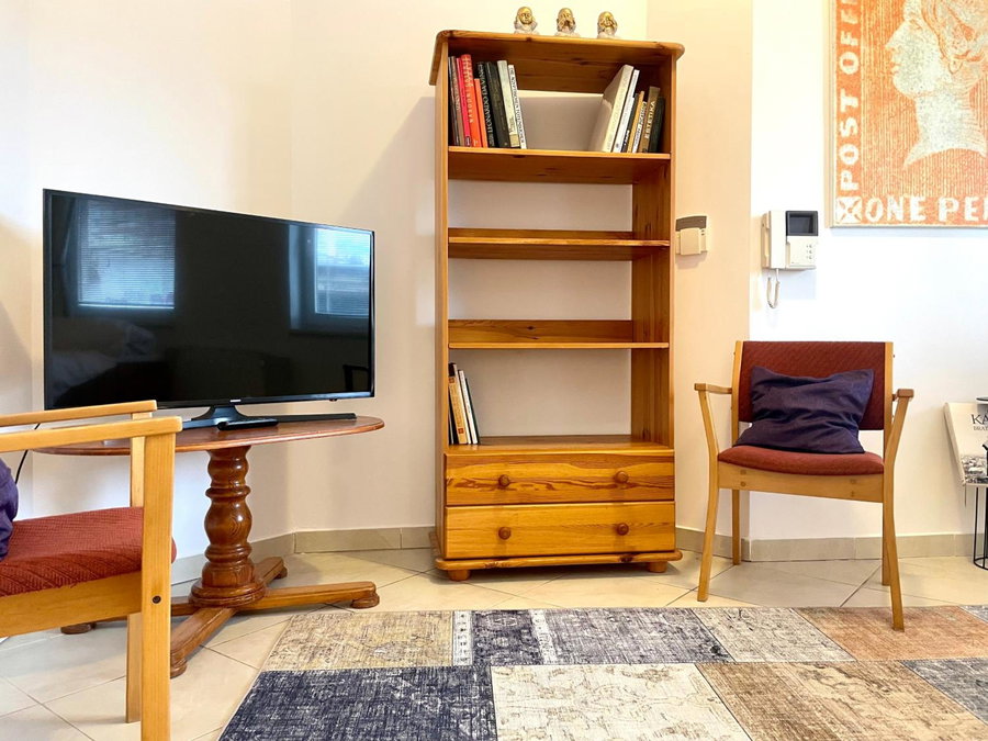 Booklovers apartment close to center, Bratislava, Slovakia