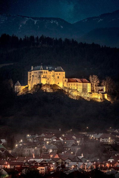 Mníchov dvor, Slovenská ľupča, Slovakia