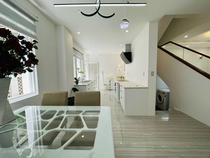 House for rent in Ho Chi Minh, Vietnam · Phu My Hung · 2 rooms, 2 baths