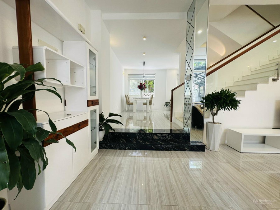 House for rent in Ho Chi Minh, Vietnam · Phu My Hung · 2 rooms, 2 baths