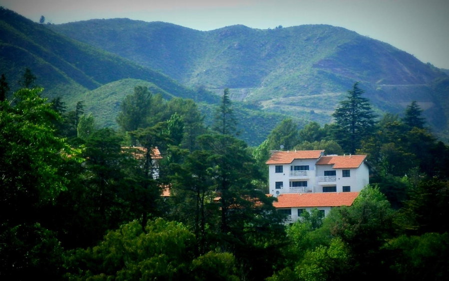 Las Ardillas Cabañas y Suites, La Falda, Argentina