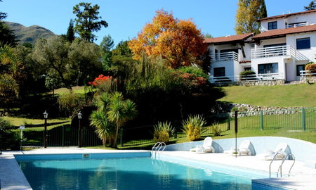 Las Ardillas Cabañas y Suites, La Falda, Argentina