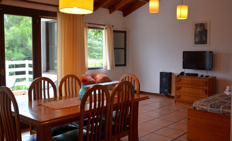 Las Ardillas Cabañas y Suites, La Falda, Argentina