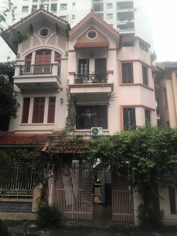 House for rent in Ha Noi, Vietnam · Thanh Xuan District · 1 room, 1 bath