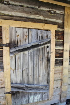 Metsäpirtti, Kolinkylä, Finland