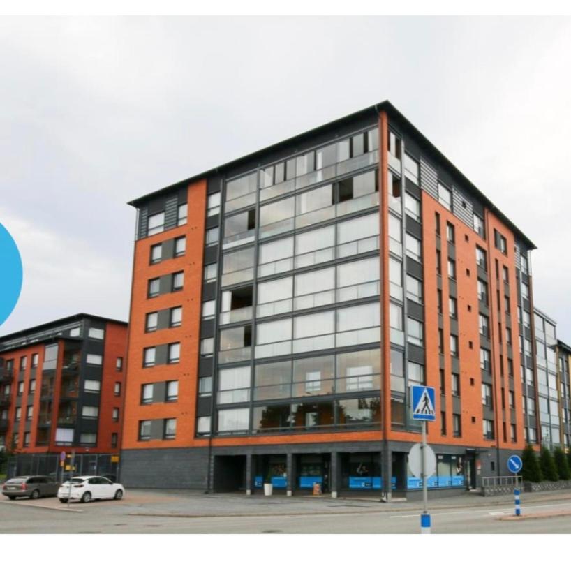 Hotel · Pieni moderni saunallinen kaksio keskustan lähellä, Pori