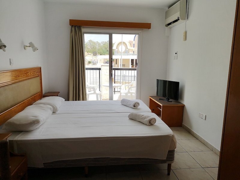 Summer's Hotel Apartments, Ayia Napa, Кипр