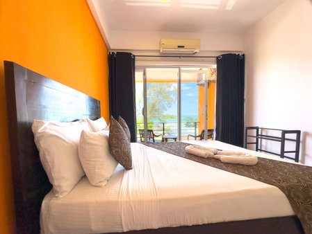 Twenty -Two Dazzle Bay, Weligama, Sri Lanka