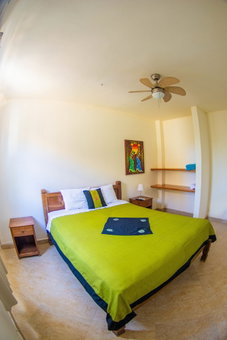 Don Giovanni Máncora, Máncora, Perú