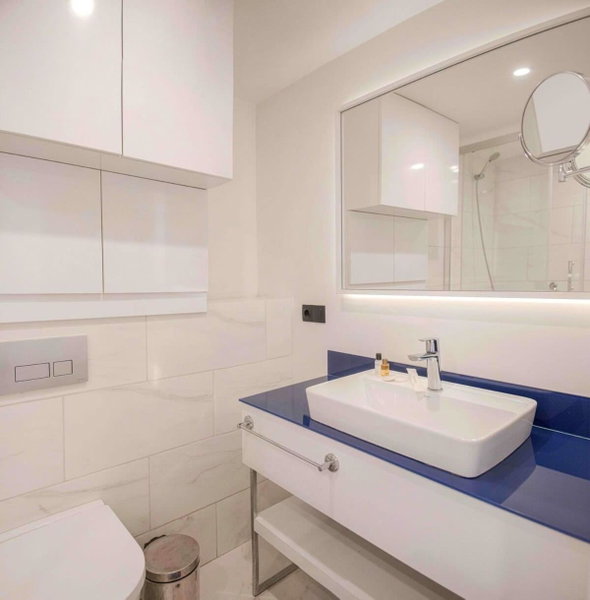 Lovely 2BR Apartment near by Sea, Batumi, Georgia