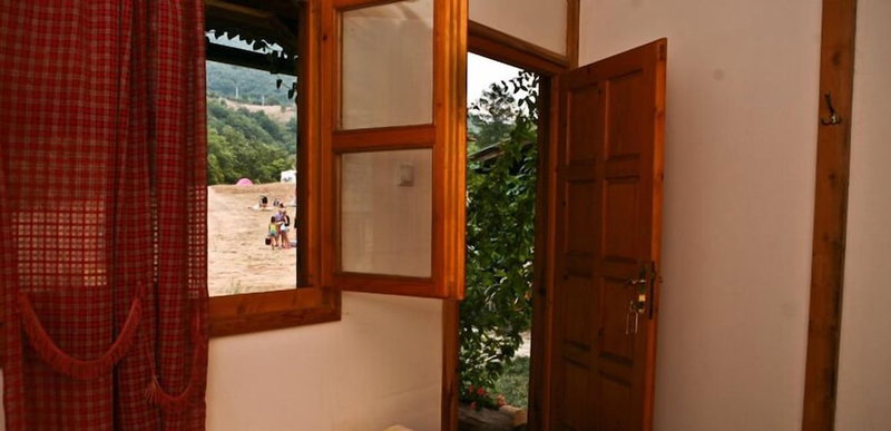 Grab Ethno Village and Camp, Pluzine, Черногория