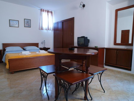 Apartments Obala B&B - Dragović, Petrovac na Moru, Montenegro