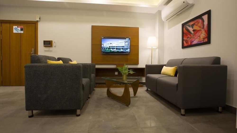 Space Luxury Rental Suites, Pakistán