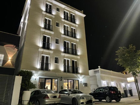 Ruby Palace, Vlorë, Albanie