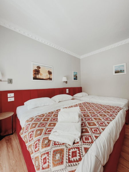 Ruby Palace, Vlorë, Albanie