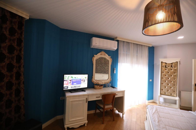 Hotel 1 Maji, Pogradec, Albanien