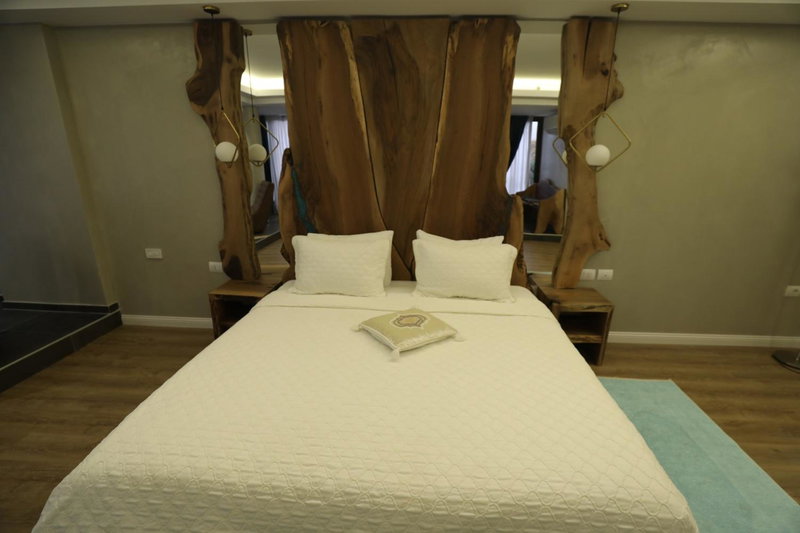 Hotel 1 Maji, Pogradec, Albanien