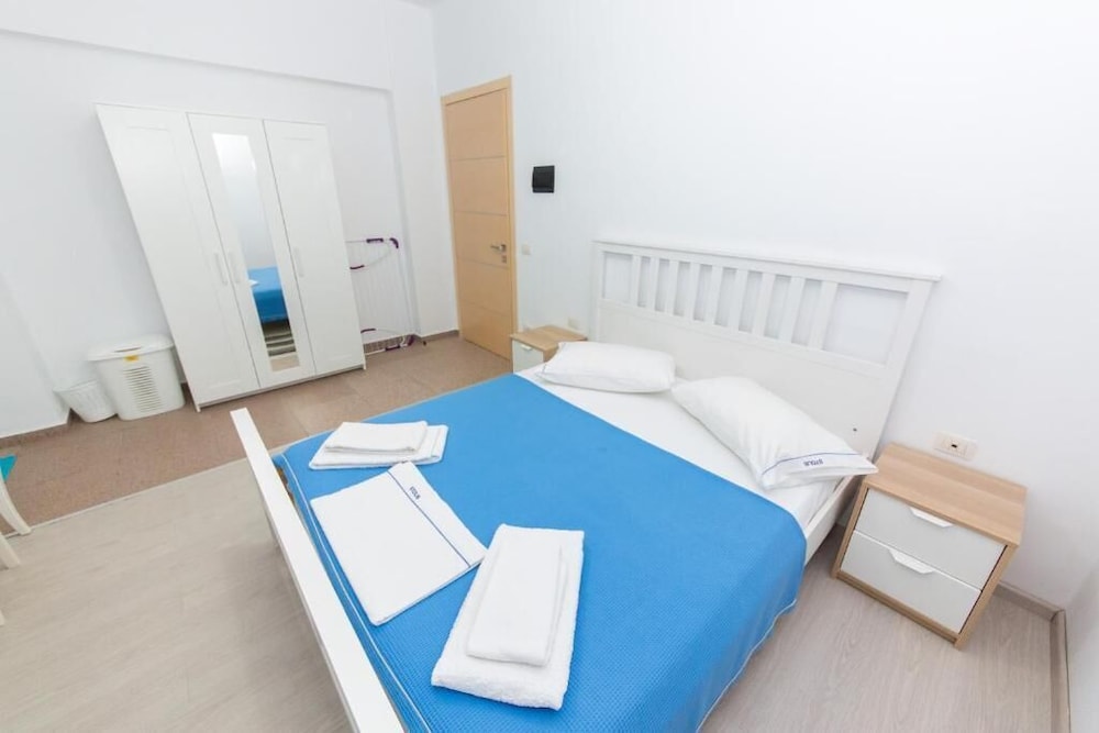 Hotel Stolis, Albania