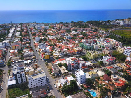 Modern 2BR Apartment Terrace Near Airport - Santo Domingo Este, La Viva, Dominikanische Republik