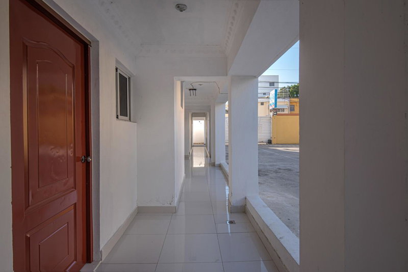 Modern 2BR Apartment Terrace Near Airport - Santo Domingo Este, La Viva, Dominikanische Republik