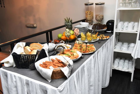 Garni Hotel Dash, Novi Sad, Сербия