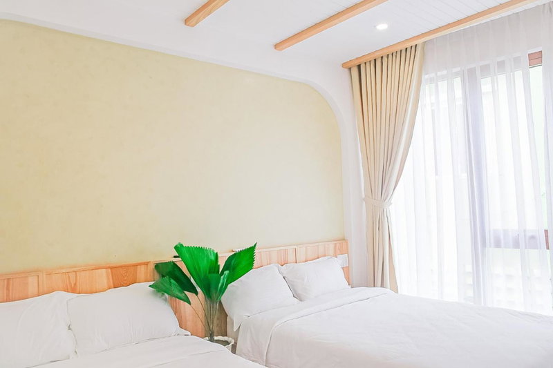 BaPhu Apartment - 5BR - 5 mins walk to My Khe beach, Da Nang, Vietnam